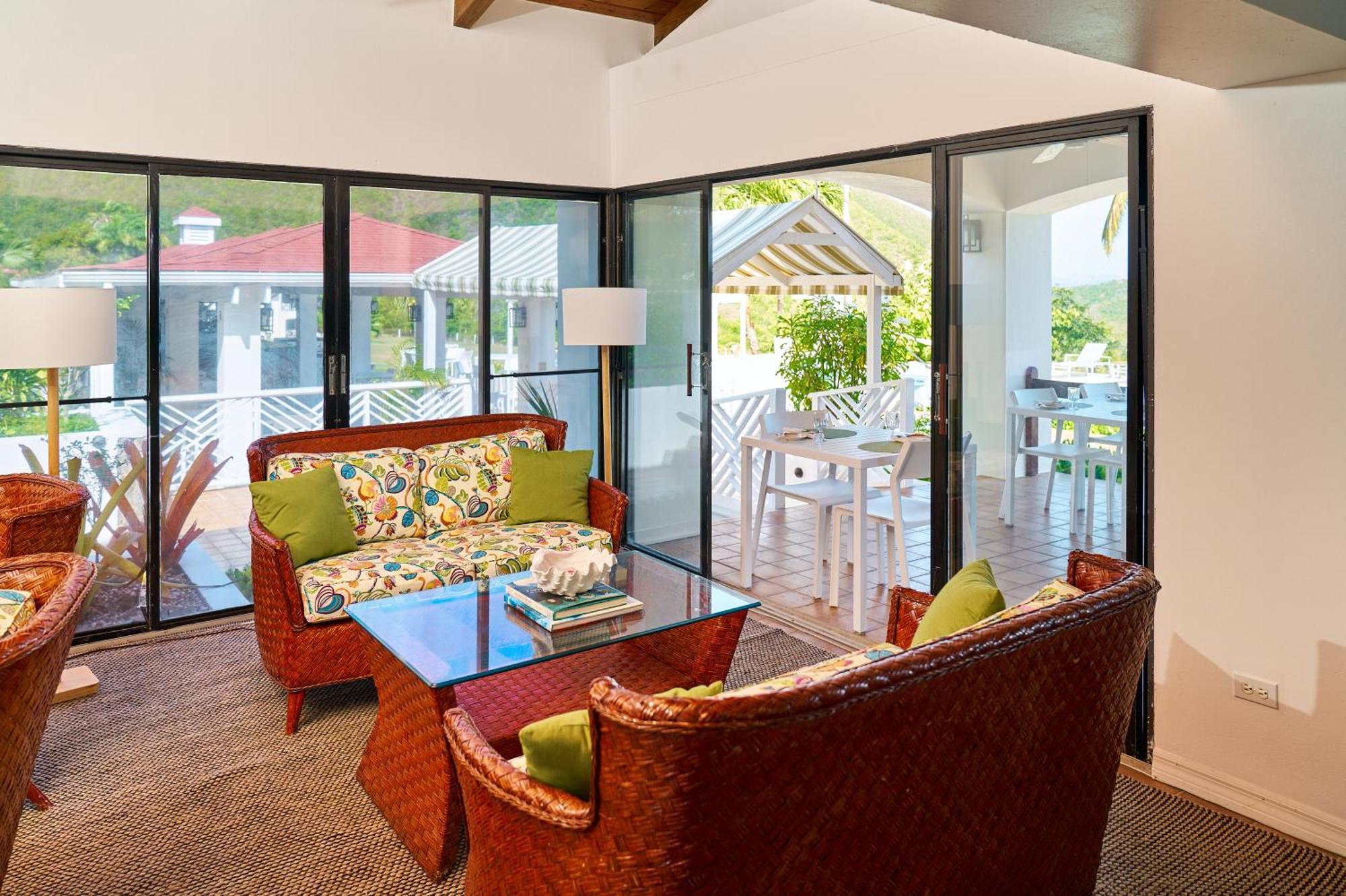 Mount Nevis Hotel Exteriér fotografie