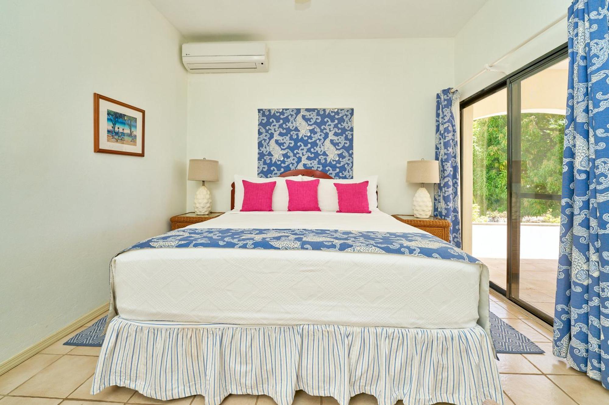 Mount Nevis Hotel Exteriér fotografie
