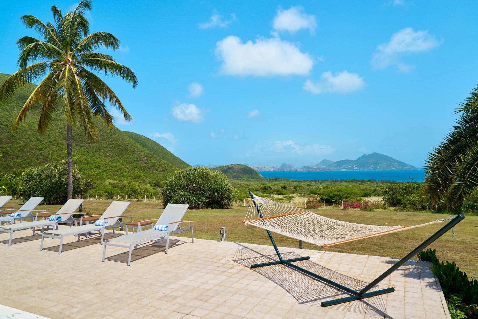 Mount Nevis Hotel Exteriér fotografie