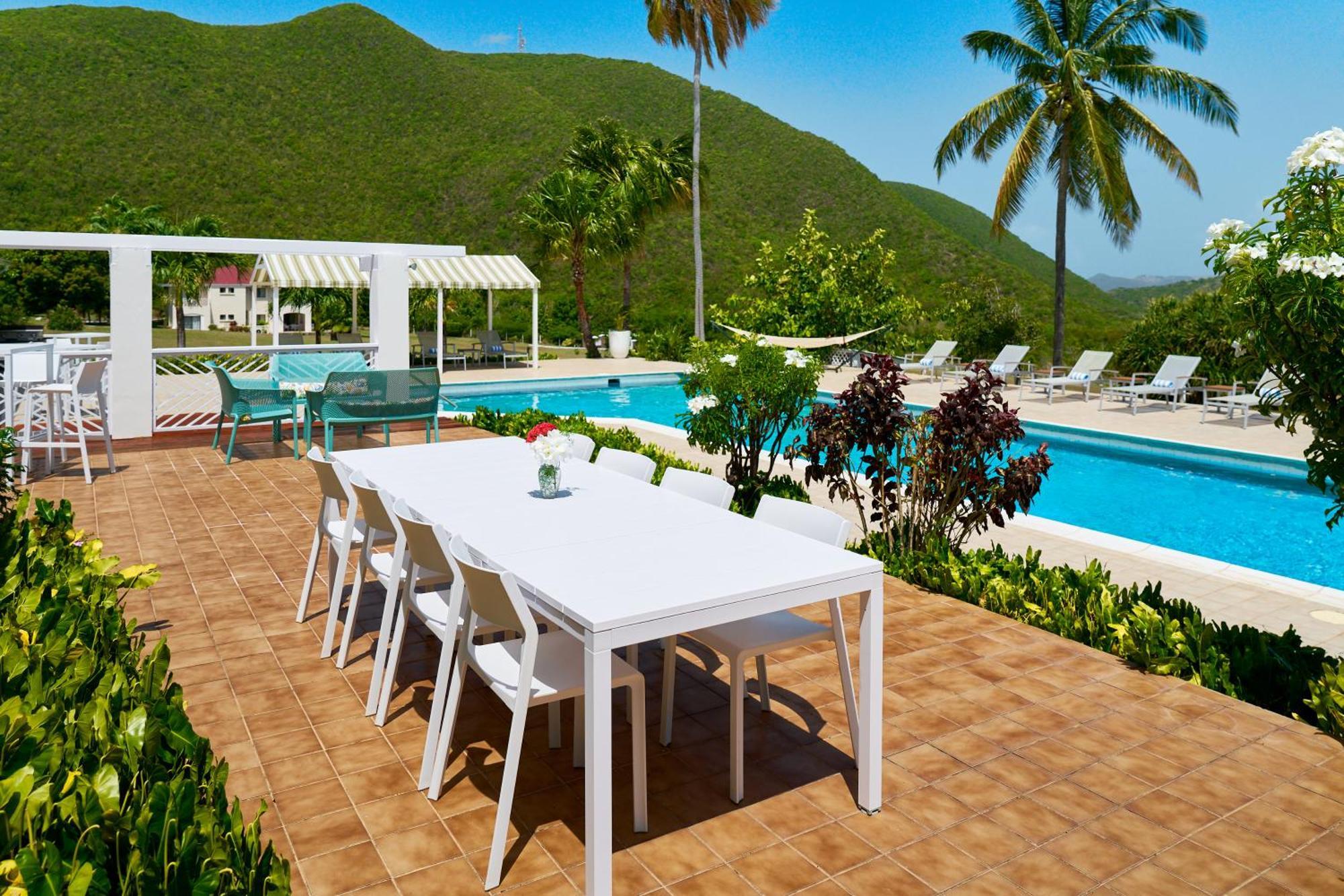 Mount Nevis Hotel Exteriér fotografie