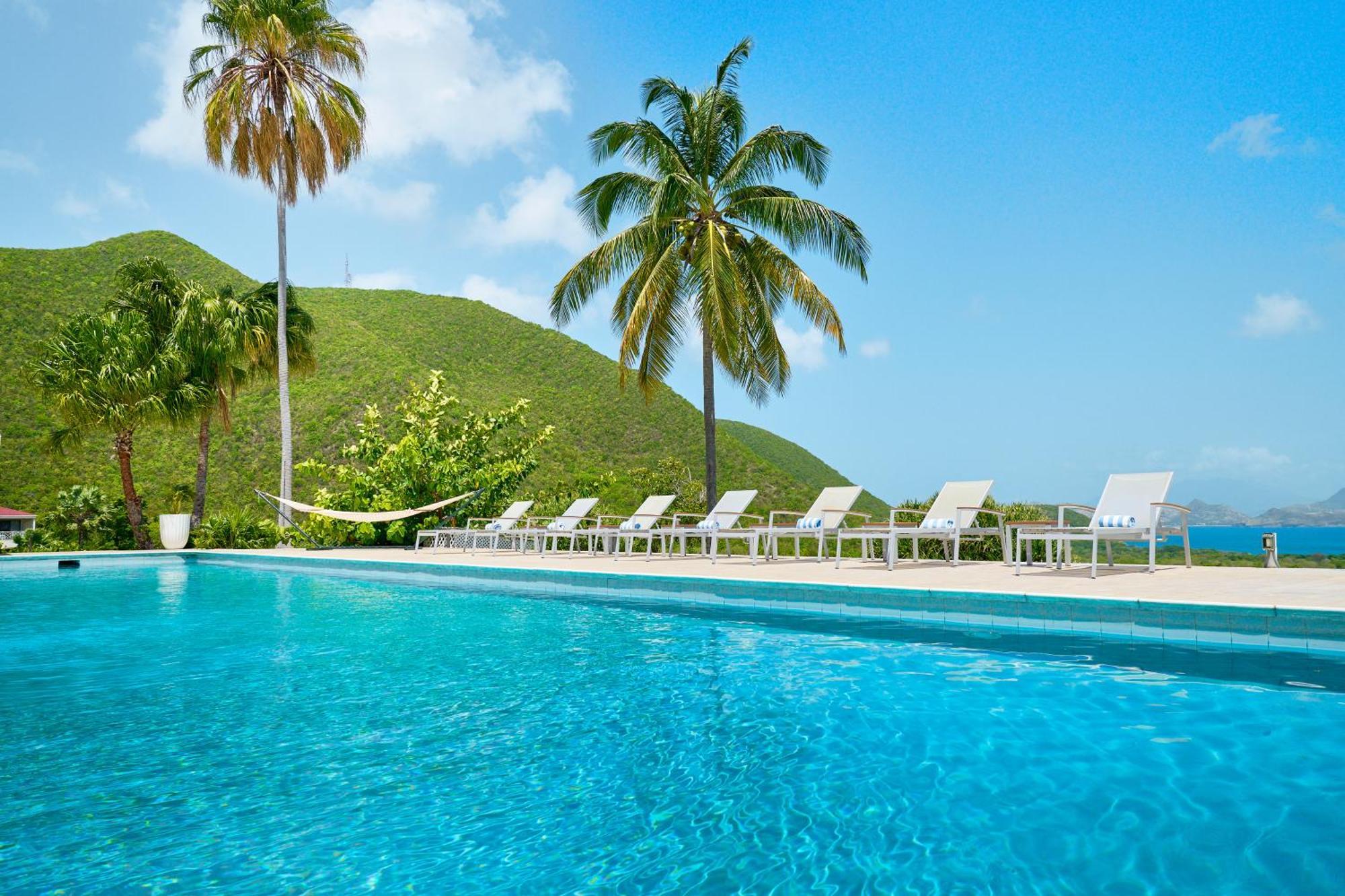 Mount Nevis Hotel Exteriér fotografie